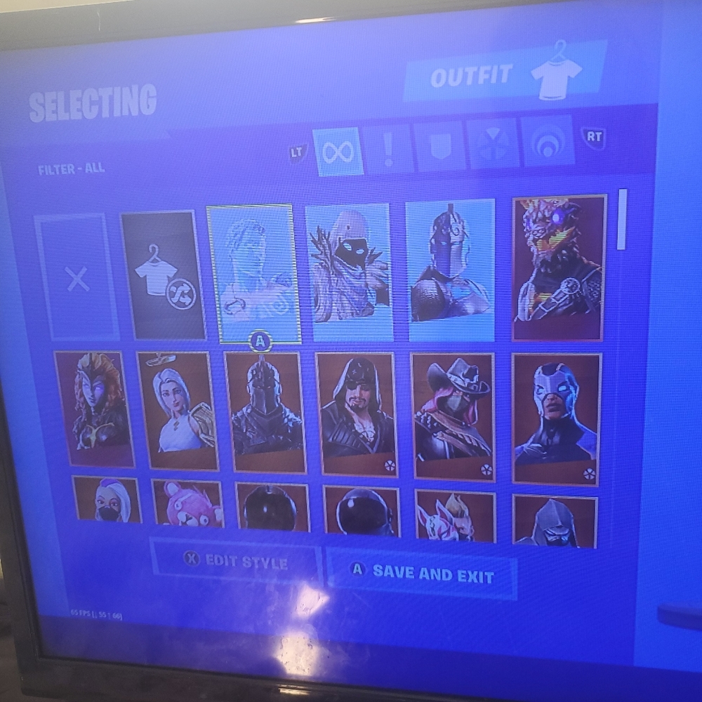 Black knight ikonic glow skin 213 skins mako